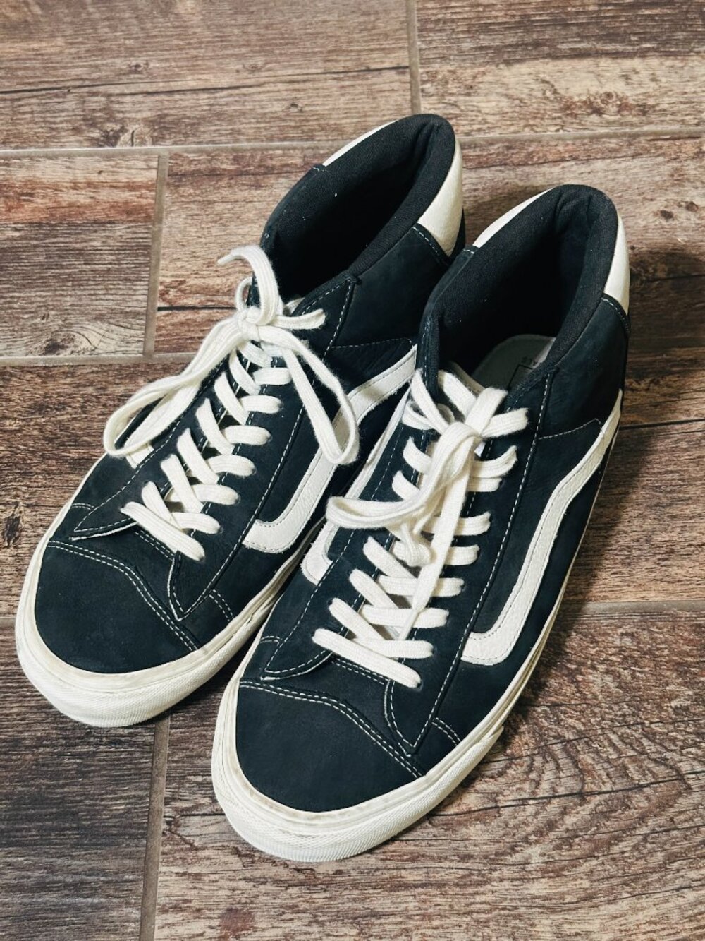 Vans Sk8-Hi Shoes Mens Size 11 Black Suede High Top Skate Sneakers 721454 - Picture 2 of 6